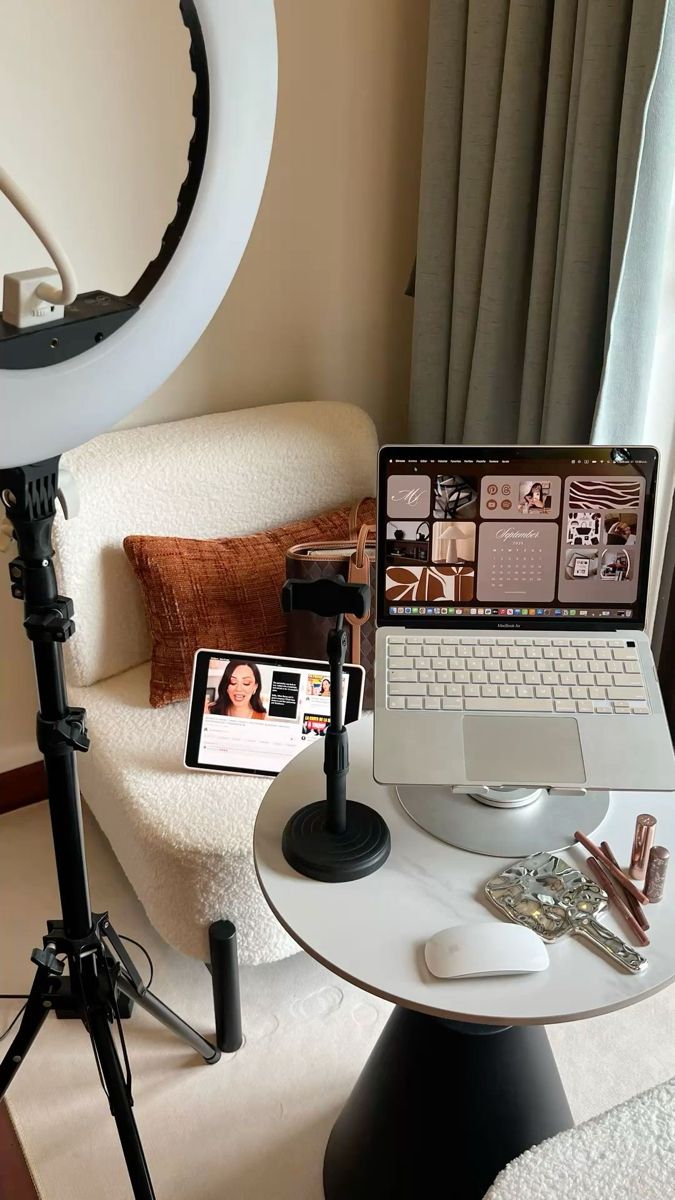 Home 2bfd5da359eb87721379b0921c48332b